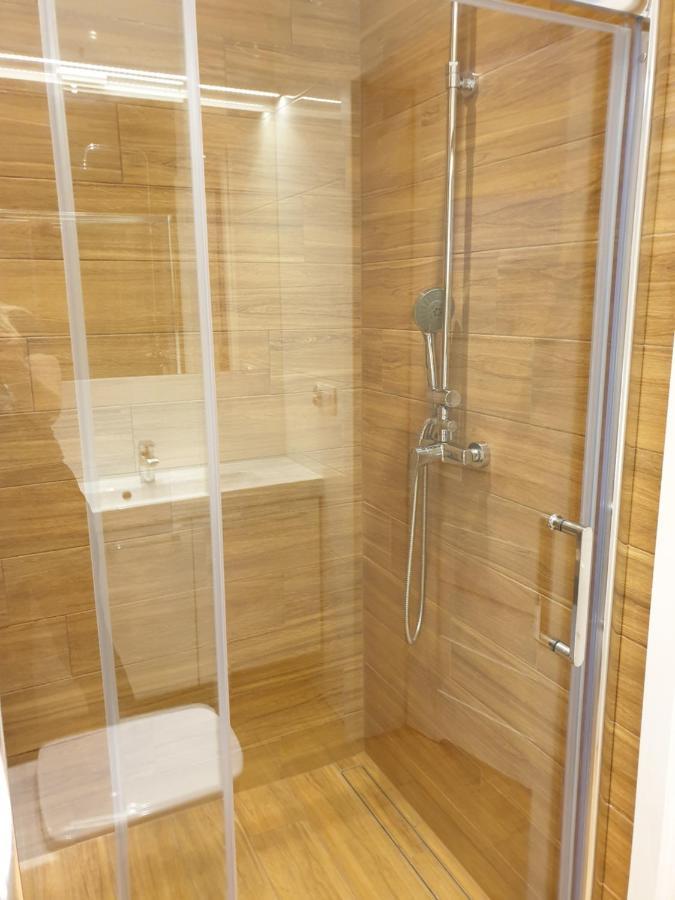 Maly Apartament W Zieleni Blisko Jeziora Środa Wielkopolska Esterno foto